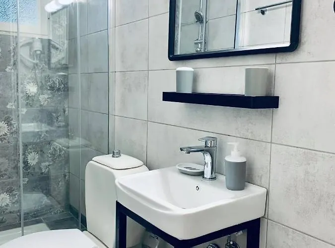 Sofia's House Сивота